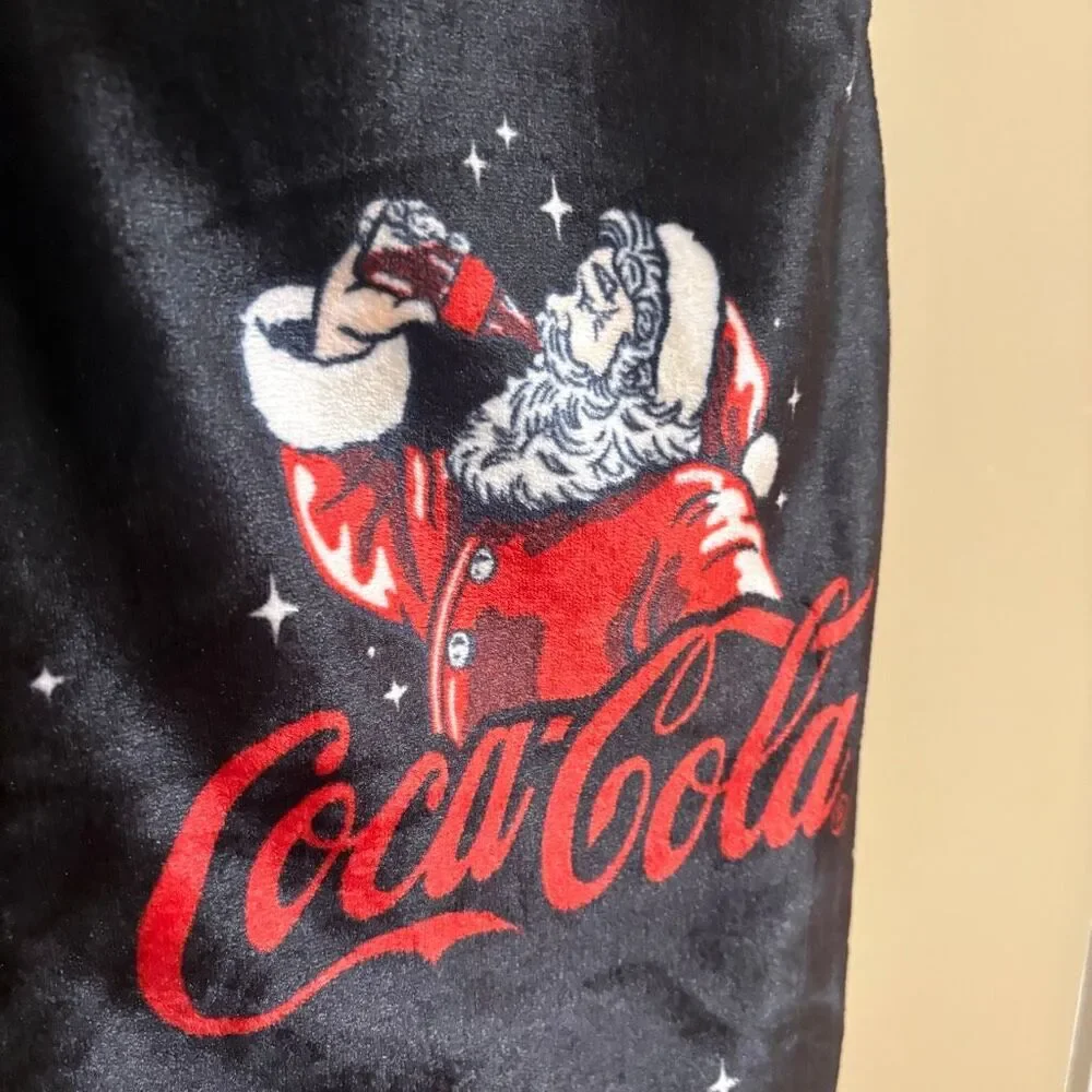 Coca Cola Black Red Christmas Throw Blanket with Santa drinking Coke Bows NWT